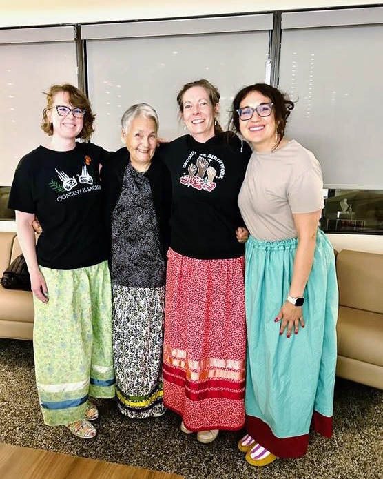 Wiwip'son Facilitators: an Elder (Kohkom), an Auntie, and two SACE staff members